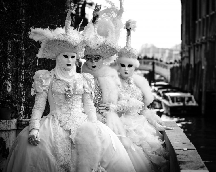 The Rose sisters